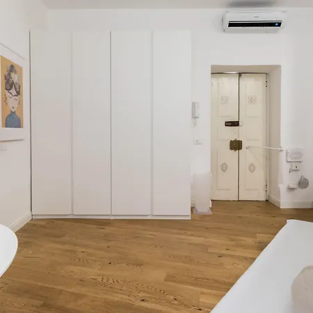 Italianway Easy - Pasubio 12 Apartment *